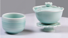 Load image into Gallery viewer, Lotus Tea pot
